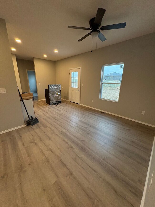 Foto del edificio - 2490 548th Rd