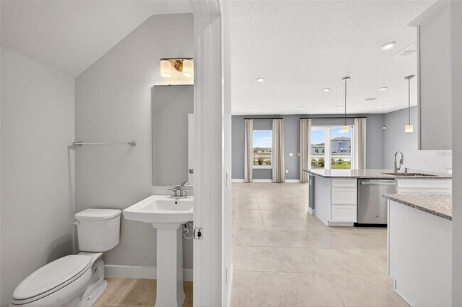 Building Photo - 6408 Domizio Dr