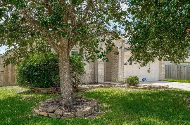 Foto del edificio - 19919 Sternwood Manor Dr