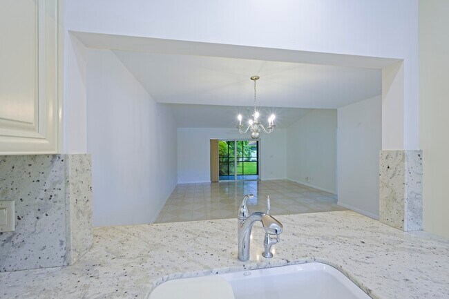 Foto del edificio - 135 Doe Trail