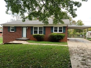 Building Photo - 1018 Beech St