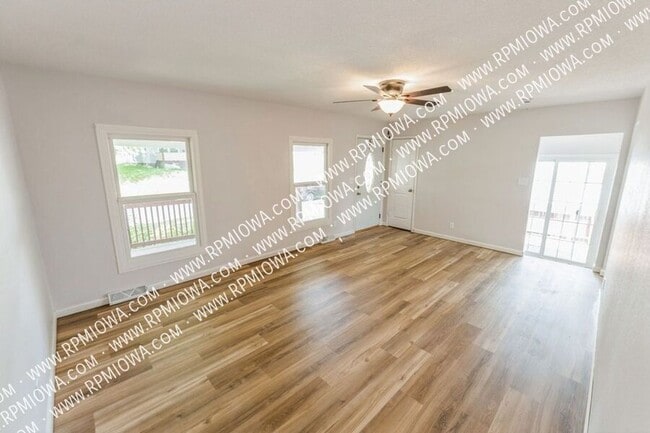 Building Photo - 1439 8th St