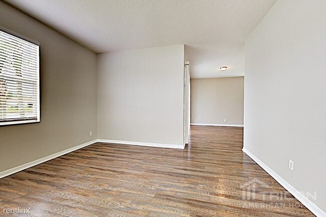 Building Photo - 9302 Logwood Ct