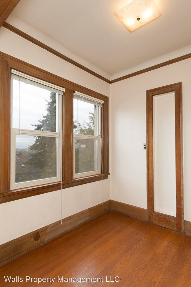 Building Photo - 411 N 63rd St