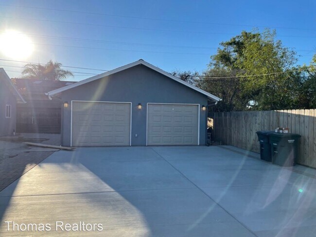Building Photo - 4 br, 2 bath House - 630 Hawthorne Ave.