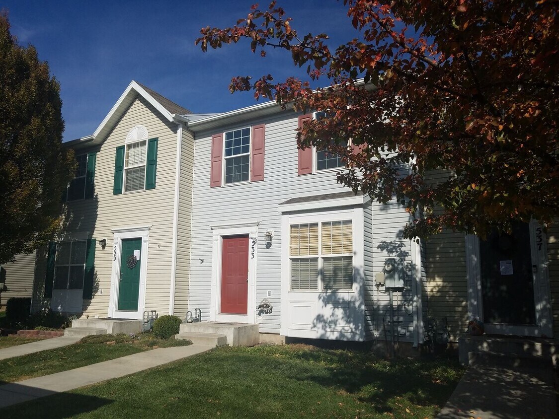 Primary Photo - 4 br, 2 bath House - 533 South 450 East