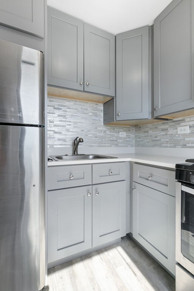 Foto del edificio - 5852 N Sheridan Rd