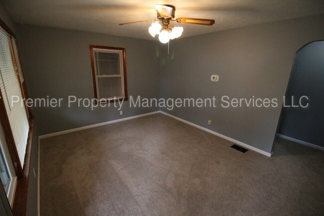 Building Photo - Nice 2 bedroom home off Cane run road
