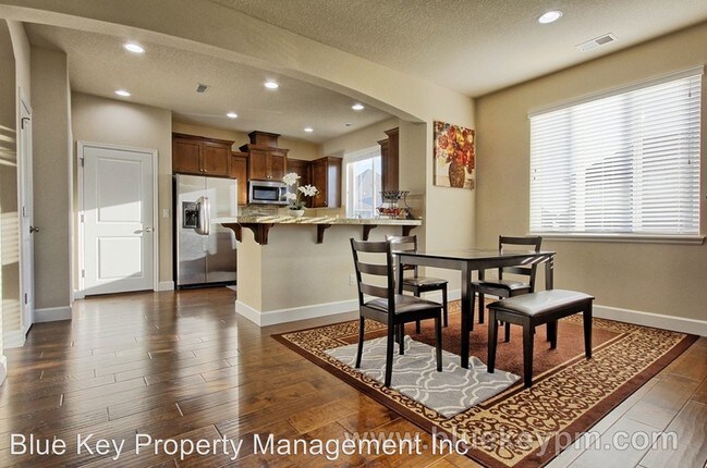 Foto del edificio - 3 br, 2.5 bath House - 16576 NW Brugger Rd