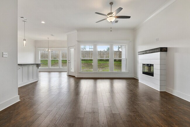 Foto del edificio - 6843 Kodiak Dr