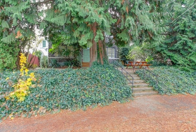 Foto del edificio - 6426 N Princeton St