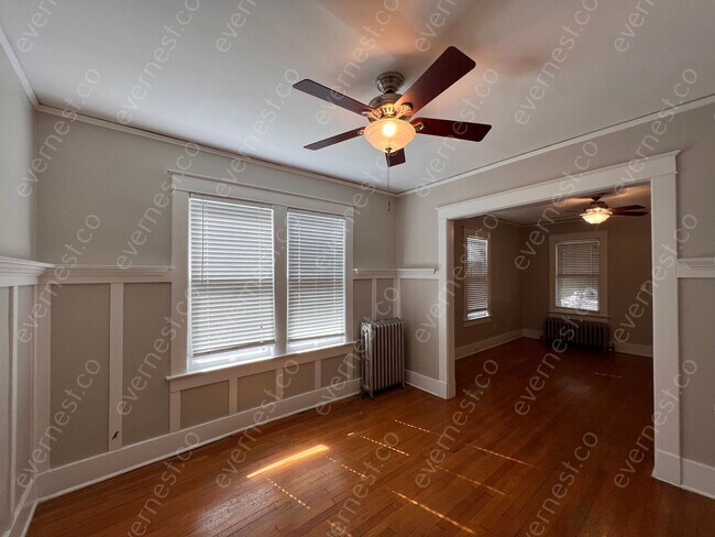 Foto del edificio - Beautiful 2 Bed & 1 Bath Home! - Pet friendly