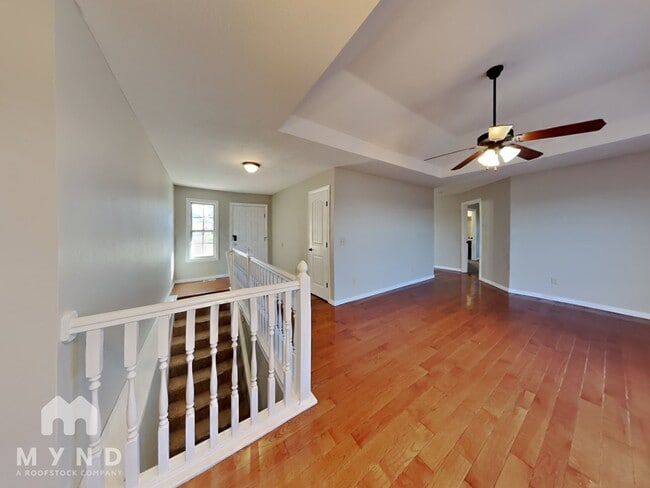 Building Photo - 5673 S Lexington Ave