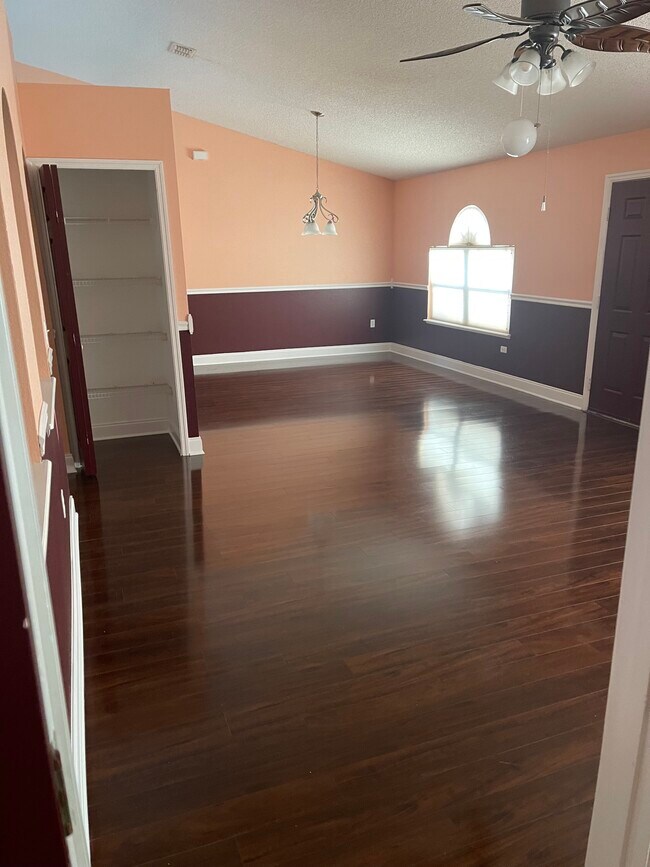 Formal Living Room/Dining Room - 6380 Gainsboro Ave
