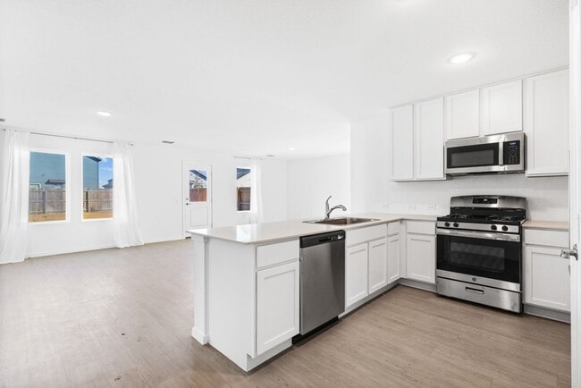 Building Photo - 1347 Neria Lp