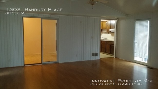 Building Photo - 1302 Banbury Pl