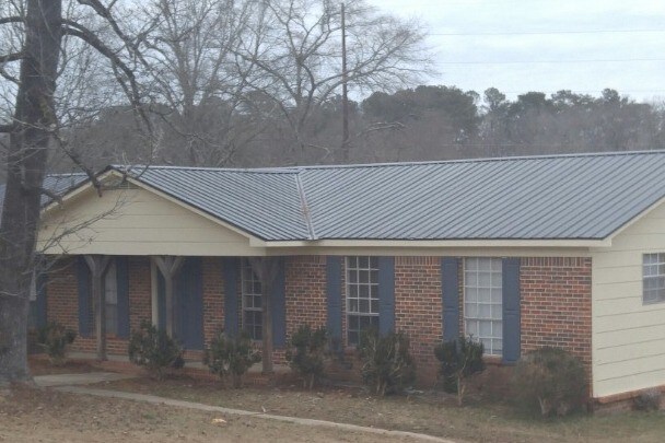 Primary Photo - 2108 Francis St