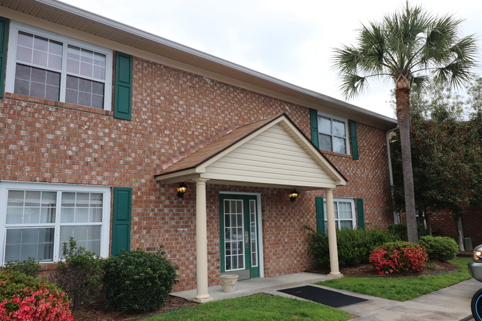 Primary Photo - Honey Ridge Villas