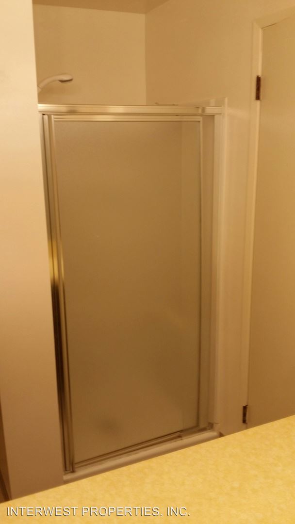 Foto del edificio - 3815 NW Chemult Pl