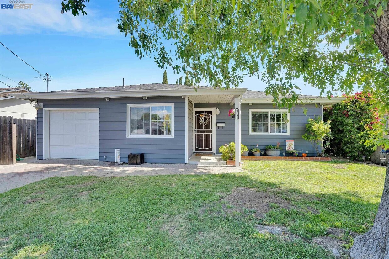 Primary Photo - 37108 Towers Way