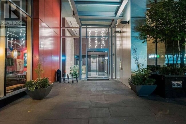 Photo du bâtiment - 833-833 Homer St
