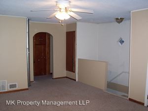 Building Photo - 2 br, 1 bath Apartment - 409 Summit