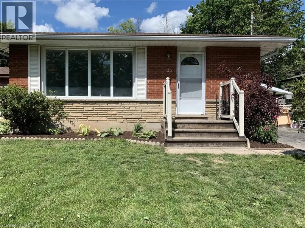 Primary Photo - 33 Kenwood Crescent