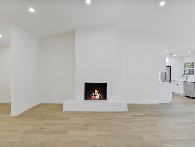 Foto del edificio - 5903 Gateshead Dr