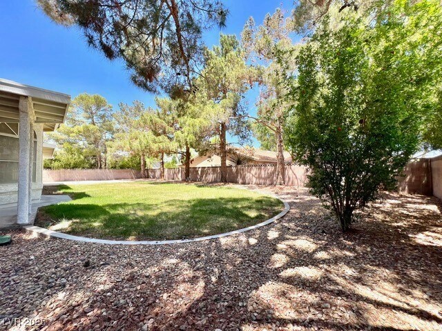 Primary Photo - 1740 Camara Dr