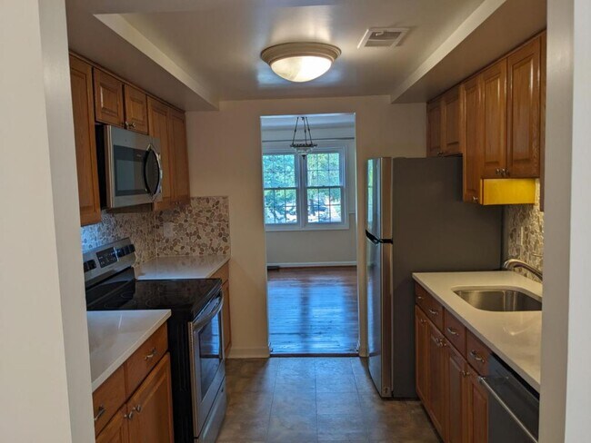 Foto del edificio - 7479 Zanuck Ct