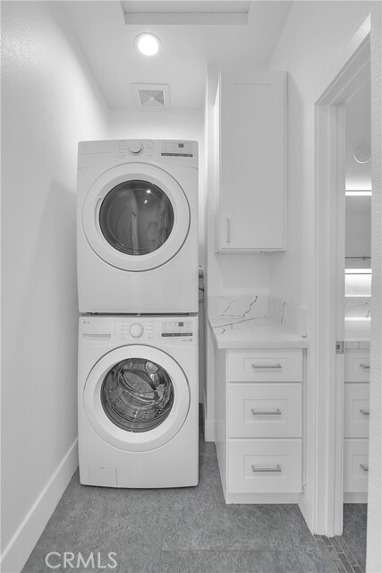 Foto del edificio - 16386 Mark Ln