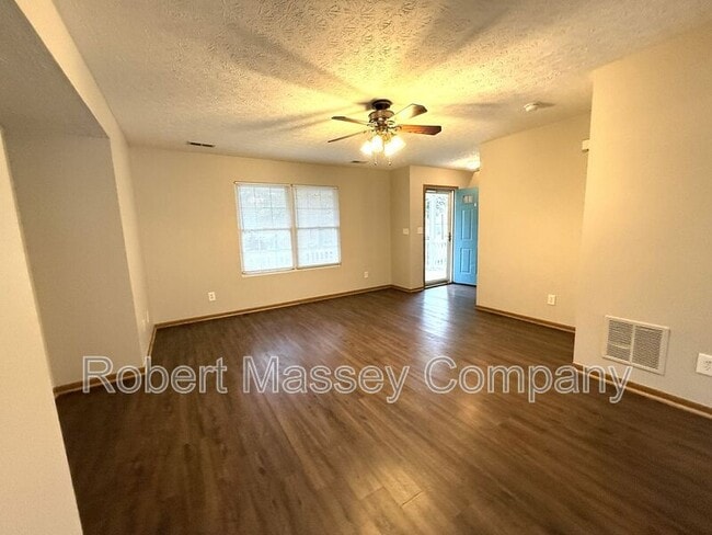 Photo - 7127 Black Mountain Dr House