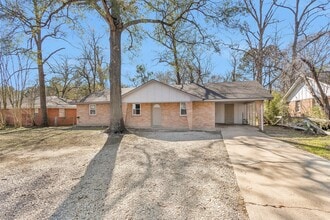 Building Photo - 2213 N Thompson St