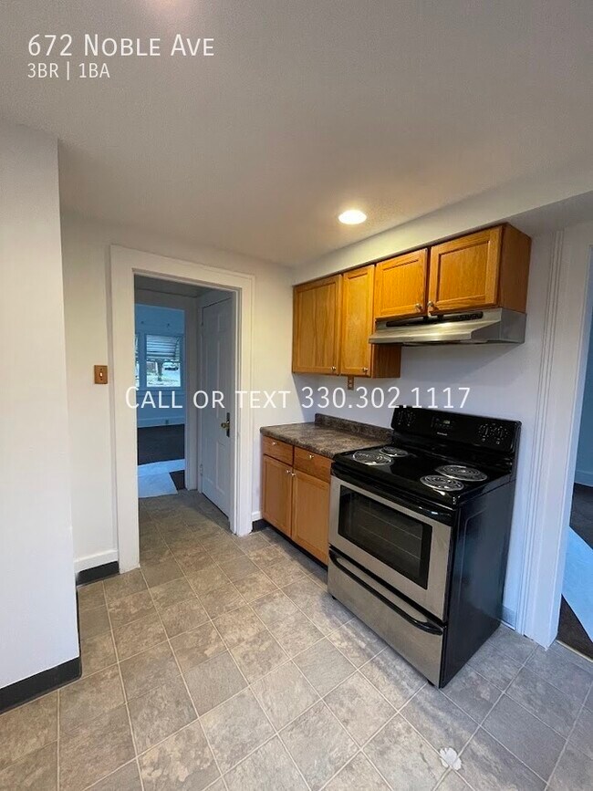 Foto del edificio - Three bedroom one bathroom home for rent