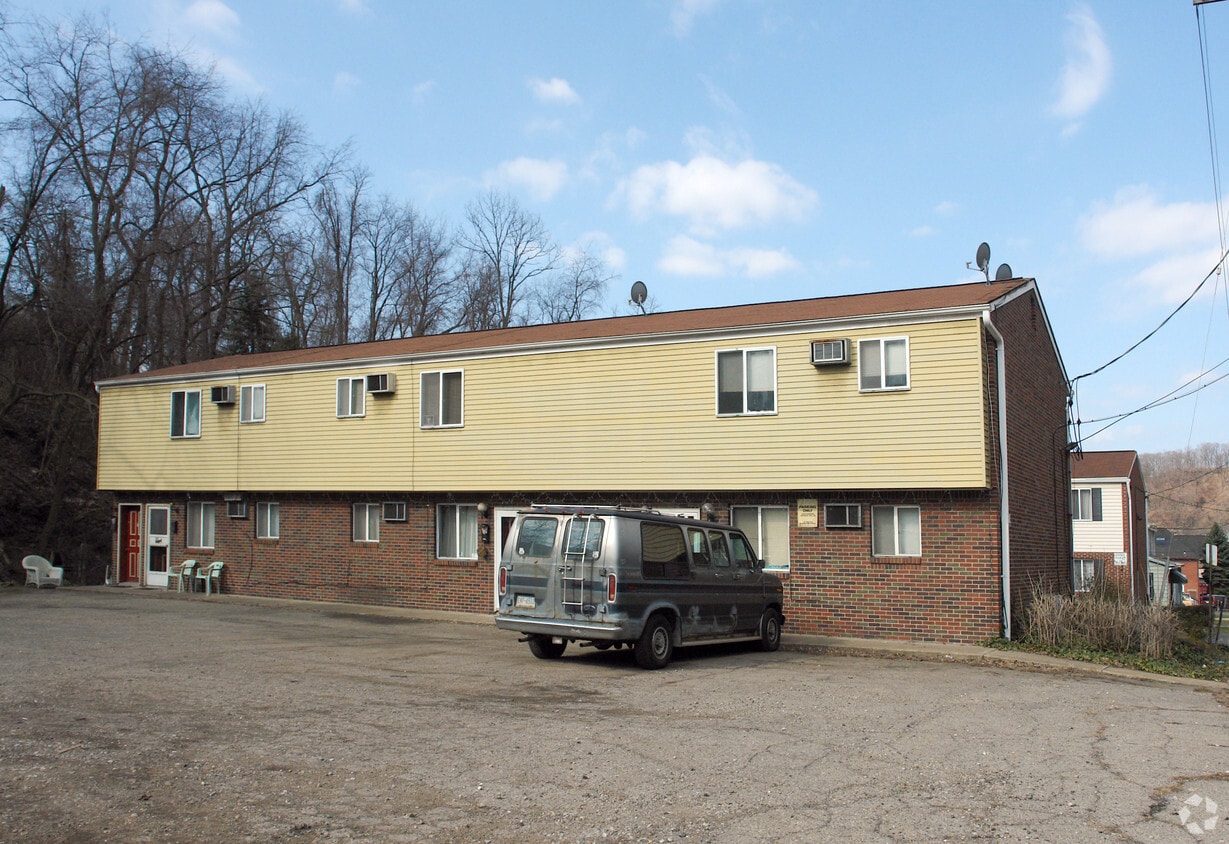 444 Wildwood Ave, Verona, PA 15147 Apartments in Verona, PA