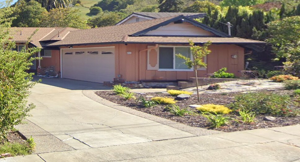 Primary Photo - 2527 Colusa St