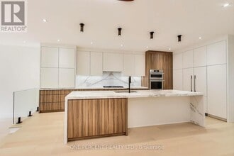 Building Photo - 23 Mitchell Ave