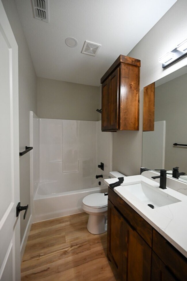 Foto del edificio - 1340-1340 Co Rd 2175