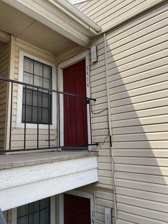 Building Photo - 2750 Holly Hall St