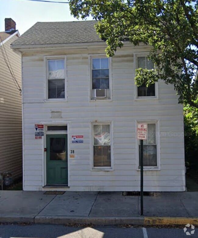 Building Photo - 38 N Earl St