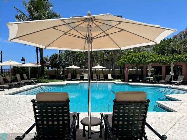 Foto del edificio - 2100 N Ocean Blvd