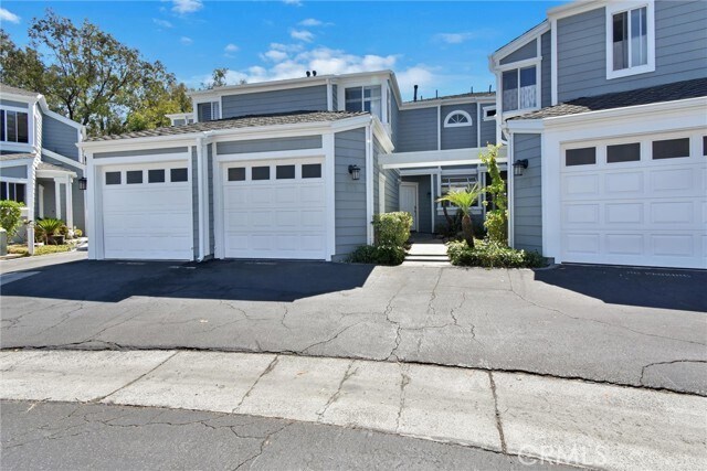 Building Photo - 515 San Nicholas Ct