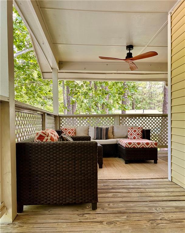 Foto del edificio - 6818 Glenridge Dr
