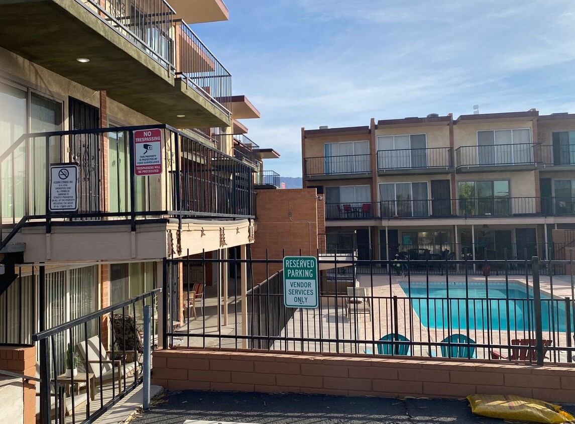 Primary Photo - 2 Bedroom - 1Bath Condo