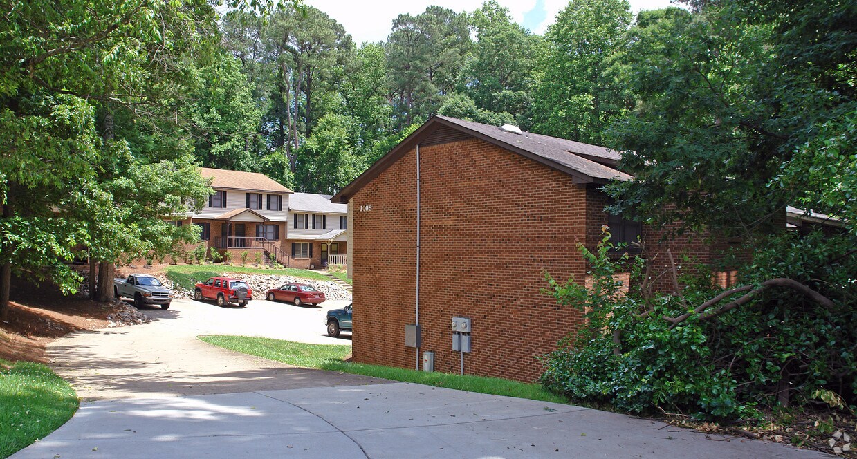 Primary Photo - Kingsland Court