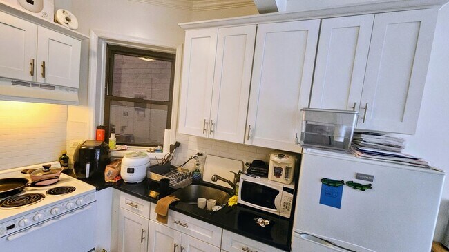 Foto del edificio - 403 E 73rd St