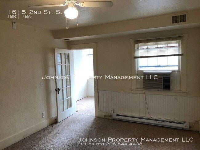 Building Photo - 1615 2nd St S
