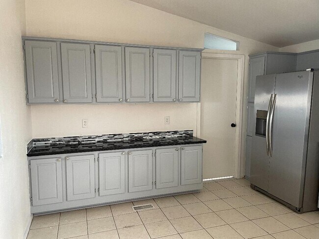 Foto del edificio - 1112 Liberty Ln