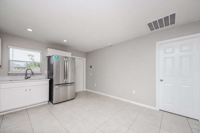 Foto del edificio - 818 San Jose Ct