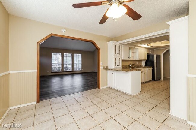 Building Photo - 3 br, 2 bath House - 11240 Cimarron Dr